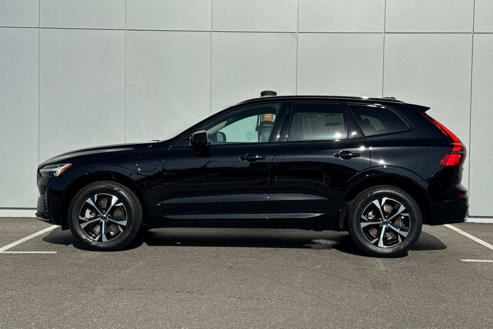 2026 Volvo XC60 Plug-In Hybrid T8 Core