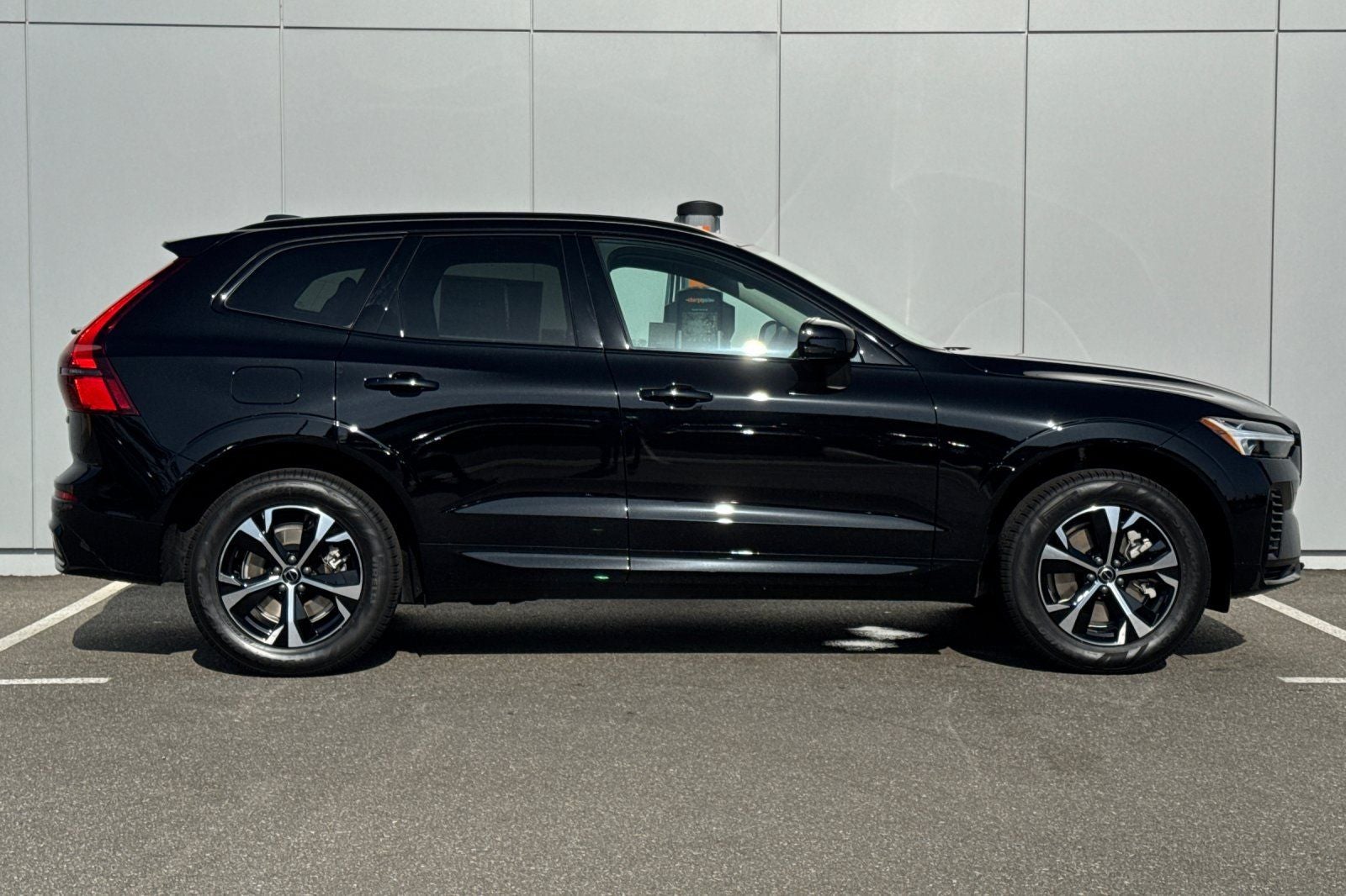 2026 Volvo XC60 Plug-In Hybrid T8 Core