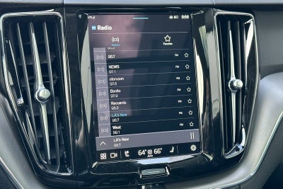 2025 Volvo XC60 Plug-In Hybrid T8 Core