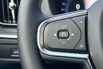 2025 Volvo XC60 Plug-In Hybrid T8 Core