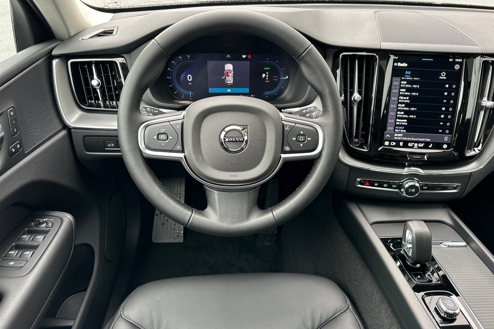 2025 Volvo XC60 Plug-In Hybrid T8 Core