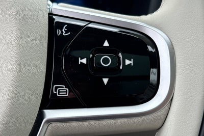 2026 Volvo XC60 Plug-In Hybrid T8 Ultra