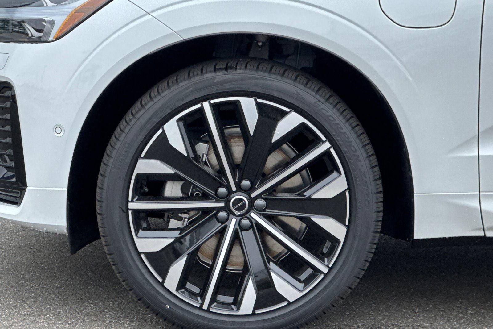 2026 Volvo XC60 Plug-In Hybrid T8 Ultra