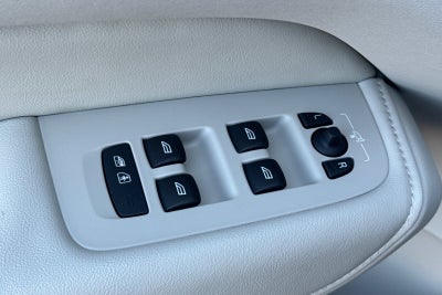 2026 Volvo XC60 Plug-In Hybrid T8 Ultra