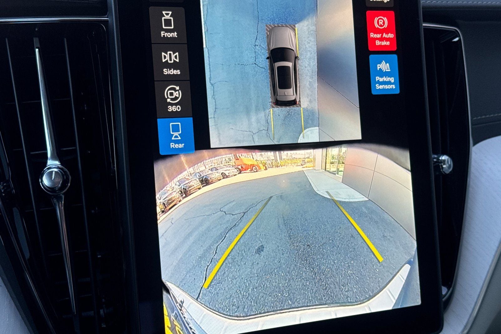 2026 Volvo XC60 Plug-In Hybrid T8 Ultra