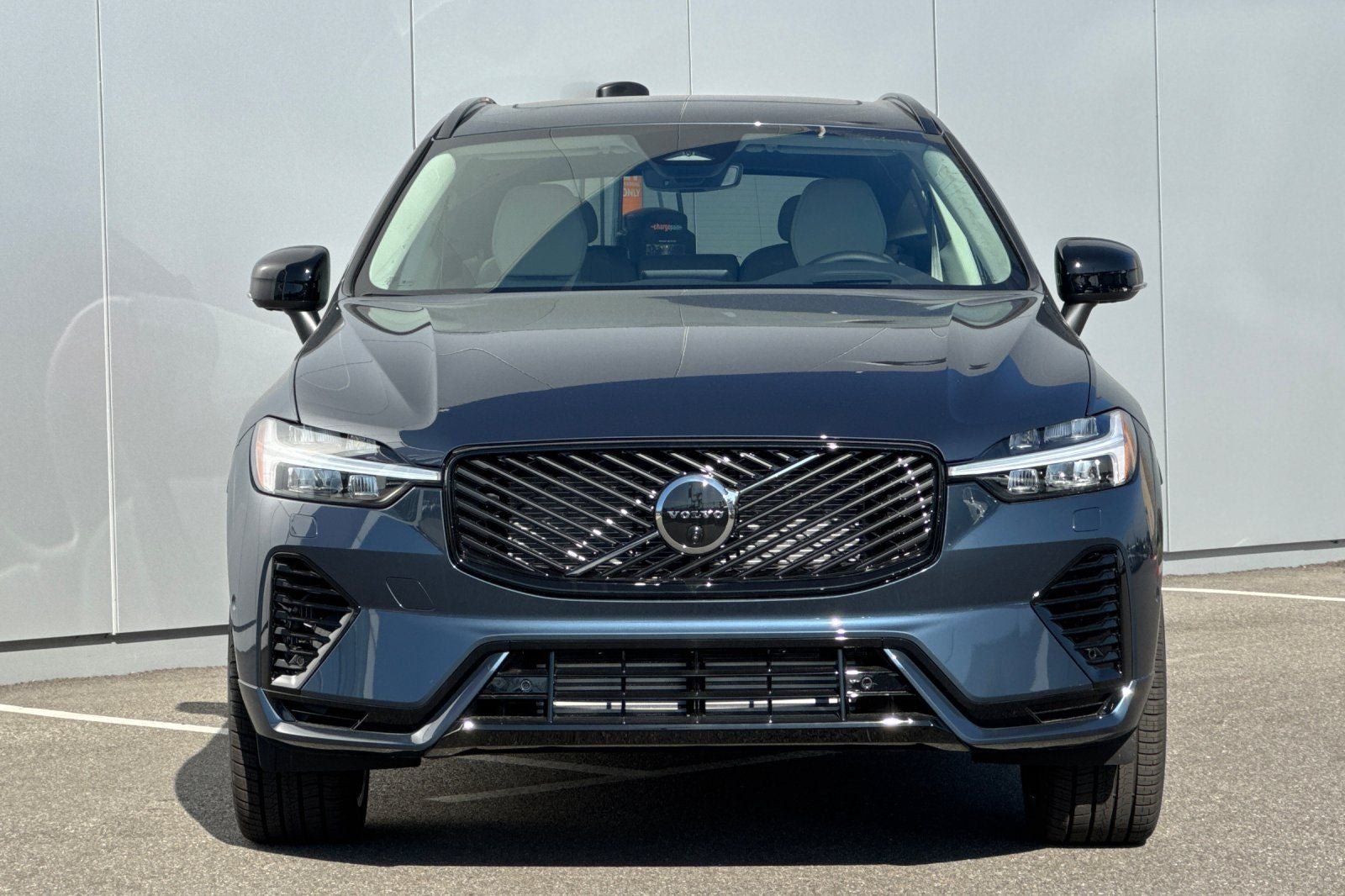 2026 Volvo XC60 Plug-In Hybrid T8 Ultra