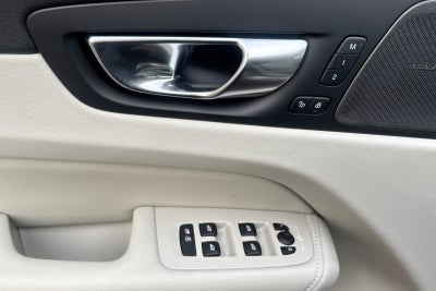 2026 Volvo XC60 Plug-In Hybrid T8 Ultra