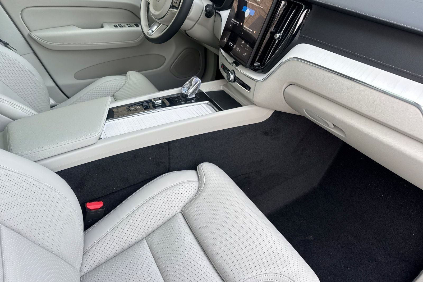 2026 Volvo XC60 Plug-In Hybrid T8 Ultra