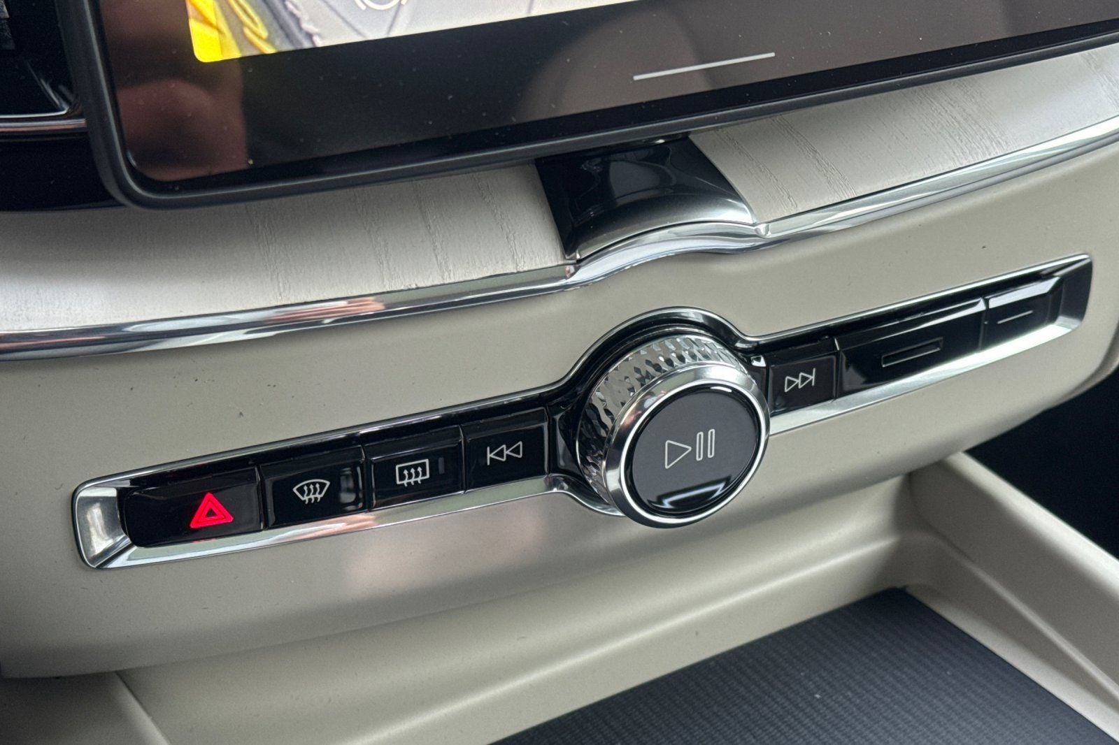 2026 Volvo XC60 Plug-In Hybrid T8 Ultra