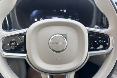 2026 Volvo XC60 Plug-In Hybrid T8 Ultra