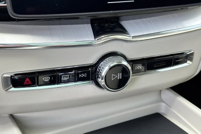 2026 Volvo XC60 Plug-In Hybrid T8 Ultra