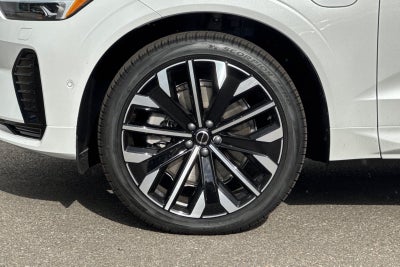 2026 Volvo XC60 Plug-In Hybrid T8 Ultra