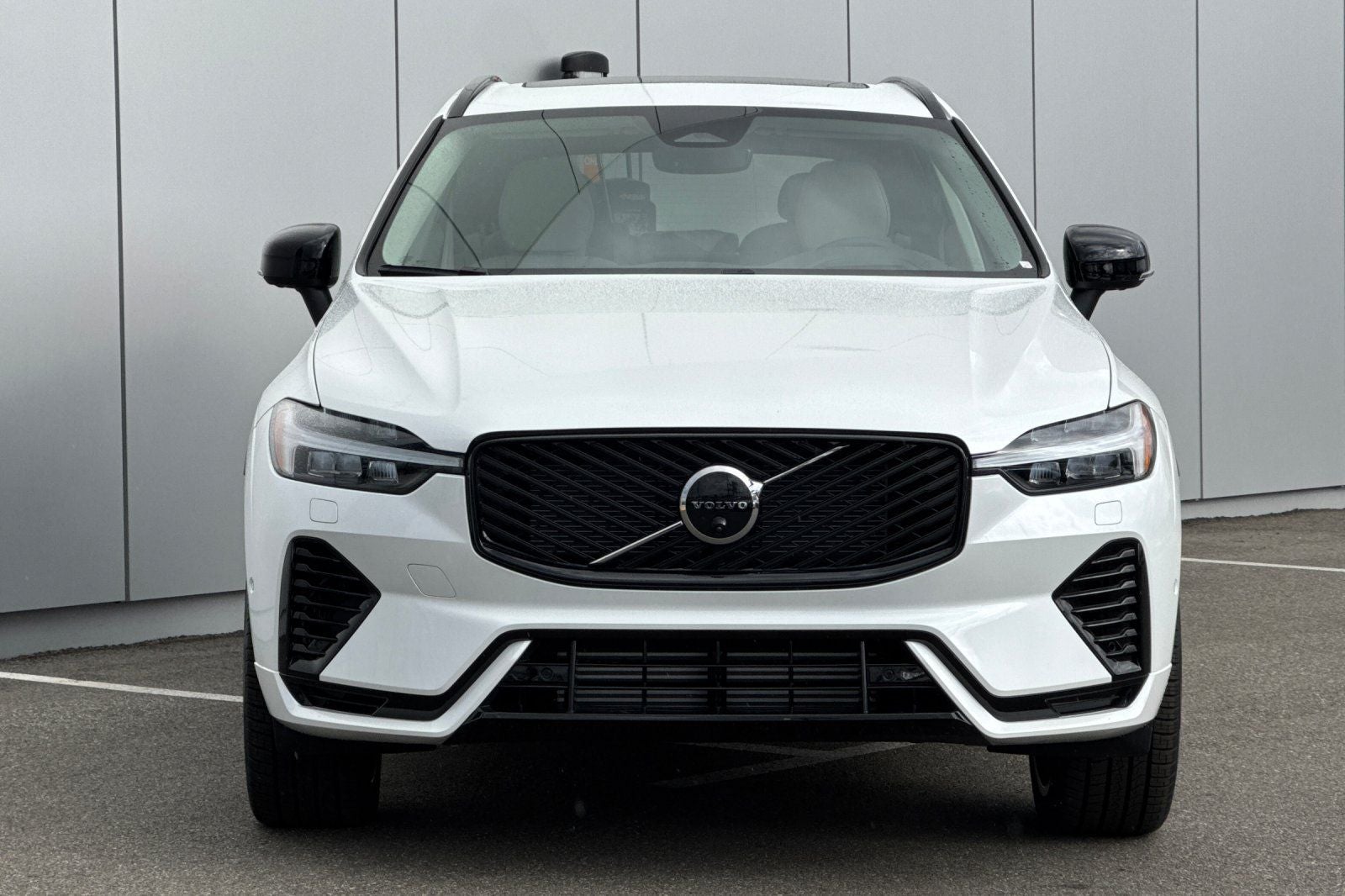 2026 Volvo XC60 Plug-In Hybrid T8 Ultra
