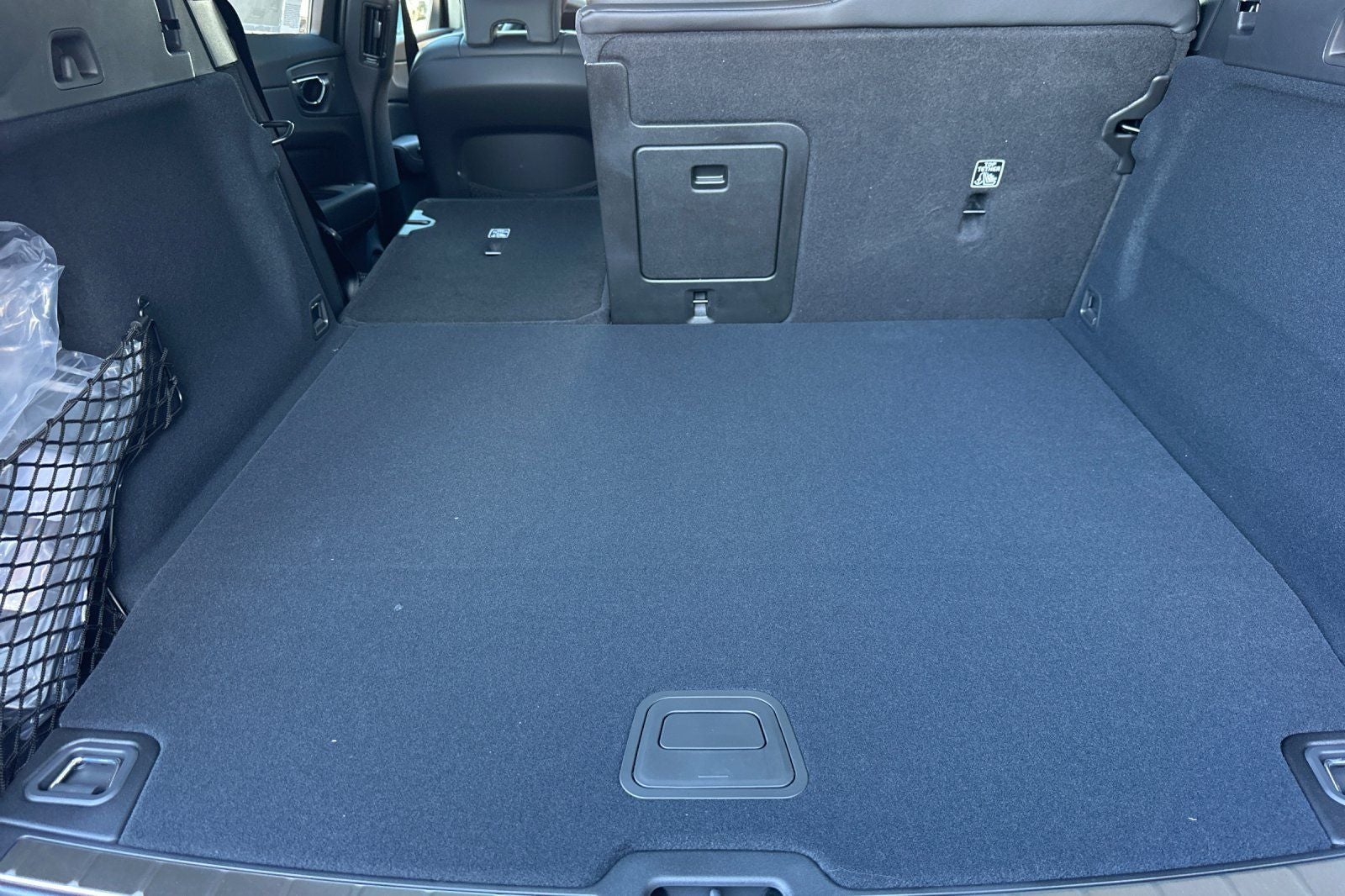 2025 Volvo XC60 Plug-In Hybrid T8 Ultra