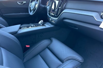 2025 Volvo XC60 Plug-In Hybrid T8 Ultra