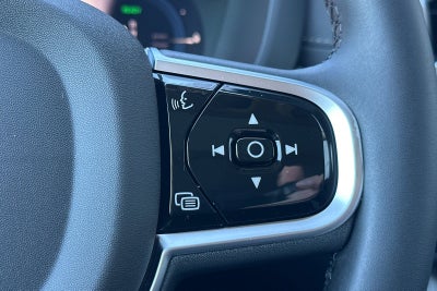 2025 Volvo XC60 Plug-In Hybrid T8 Ultra