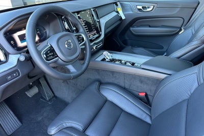 2025 Volvo XC60 Plug-In Hybrid T8 Ultra