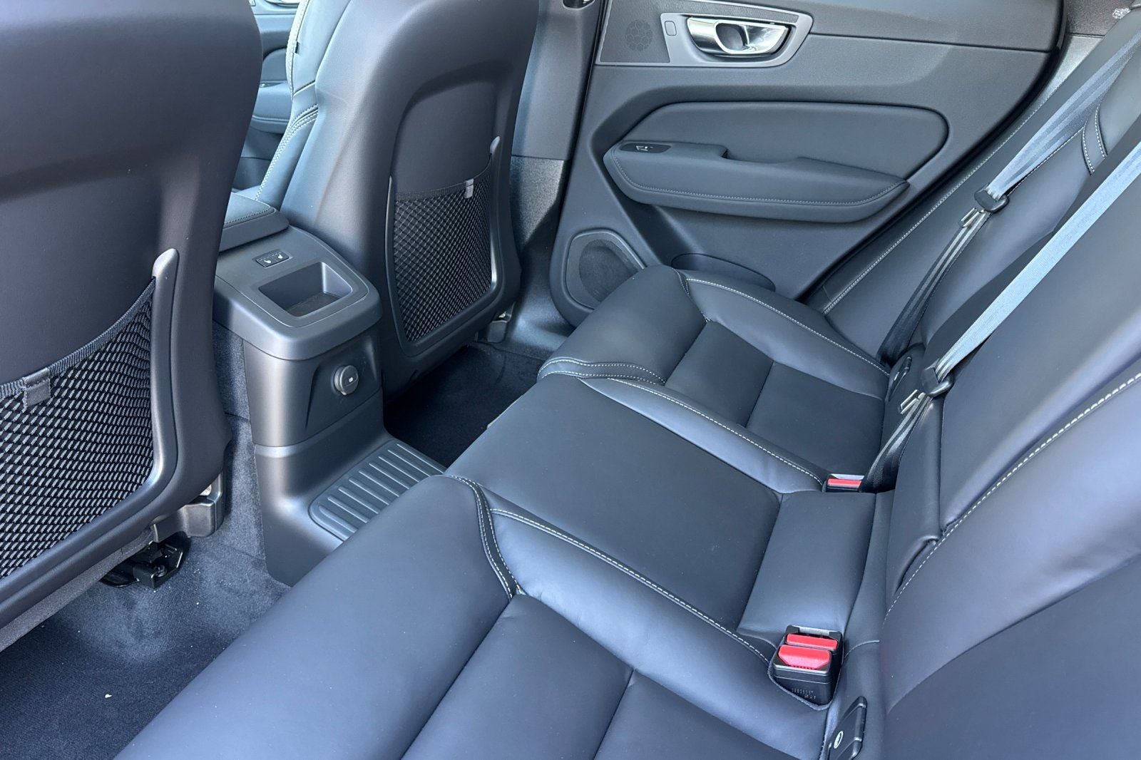2026 Volvo XC60 Plug-In Hybrid T8 Ultra