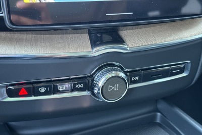 2026 Volvo XC60 Plug-In Hybrid T8 Ultra