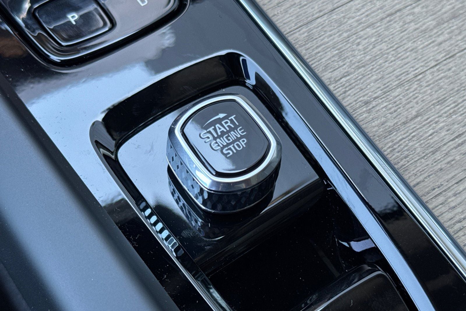 2026 Volvo XC60 Plug-In Hybrid T8 Ultra