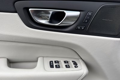 2026 Volvo XC60 Plug-In Hybrid T8 Ultra