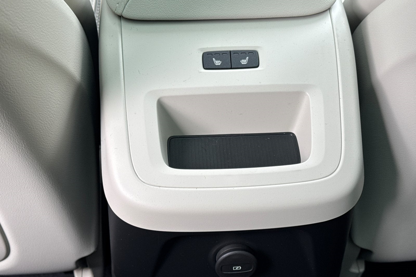 2026 Volvo XC60 Plug-In Hybrid T8 Ultra