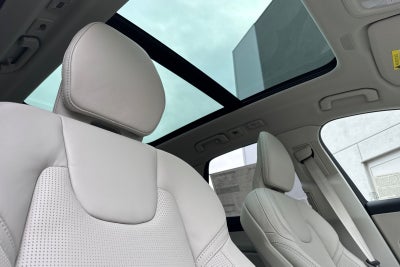 2026 Volvo XC60 Plug-In Hybrid T8 Ultra