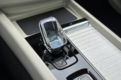 2026 Volvo XC60 Plug-In Hybrid T8 Ultra