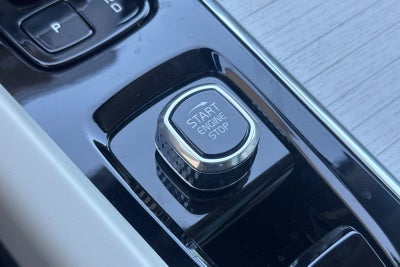 2026 Volvo XC60 Plug-In Hybrid T8 Ultra