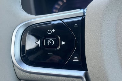 2026 Volvo XC60 Plug-In Hybrid T8 Ultra