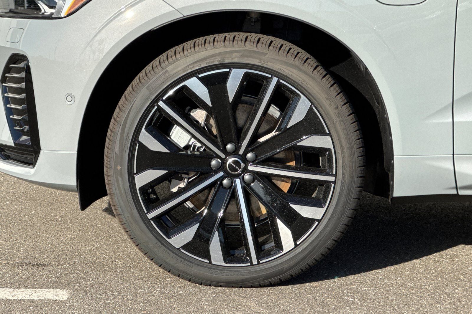 2026 Volvo XC60 Plug-In Hybrid T8 Ultra