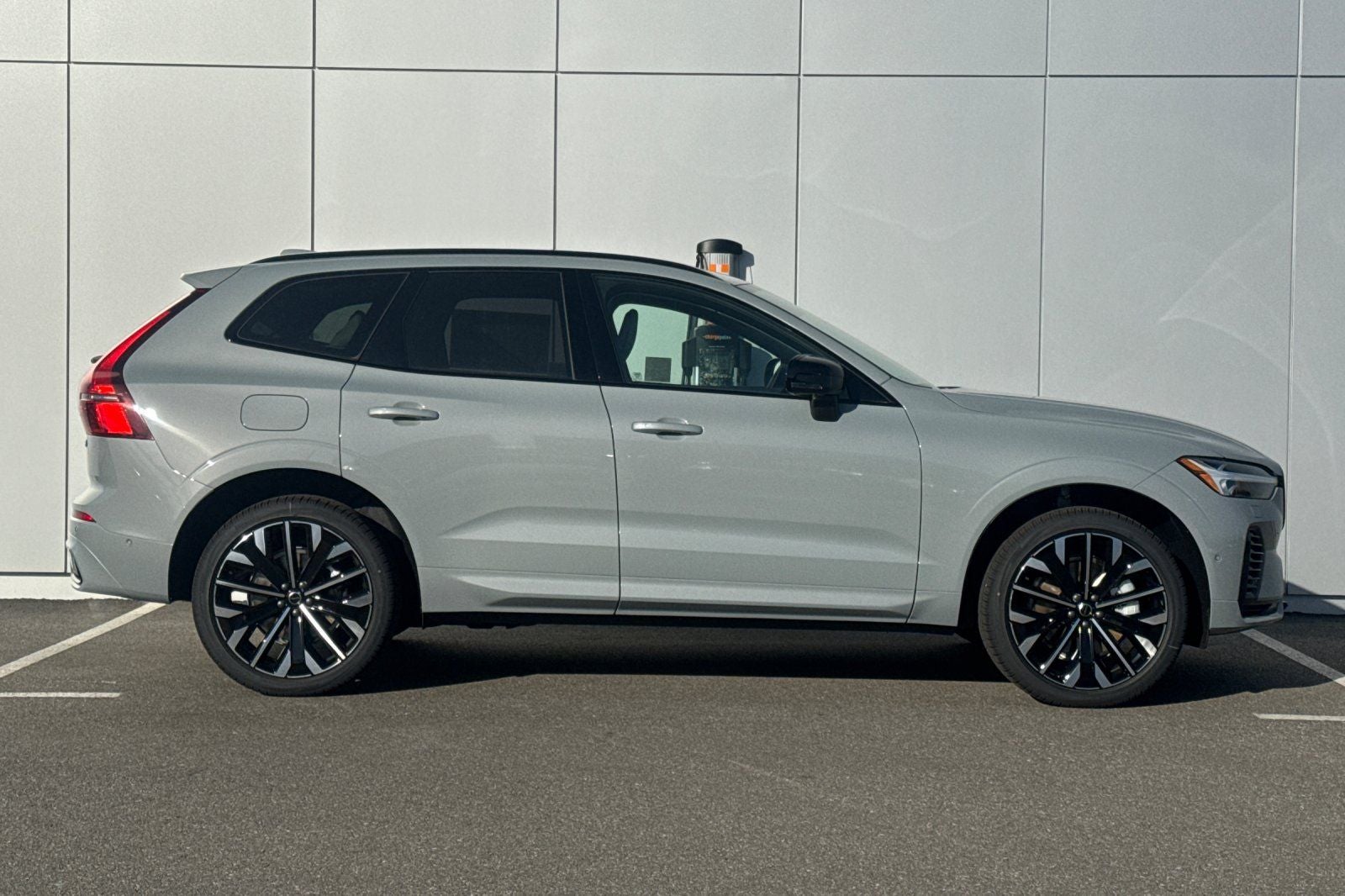 2026 Volvo XC60 Plug-In Hybrid T8 Ultra