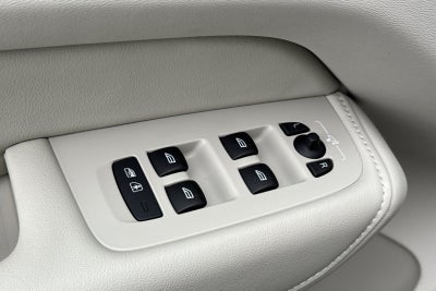2026 Volvo XC60 Plug-In Hybrid T8 Ultra