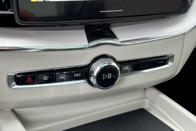 2026 Volvo XC60 Plug-In Hybrid T8 Ultra