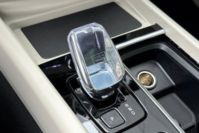 2026 Volvo XC60 Plug-In Hybrid T8 Ultra