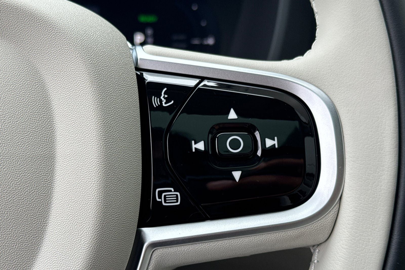 2026 Volvo XC60 Plug-In Hybrid T8 Ultra