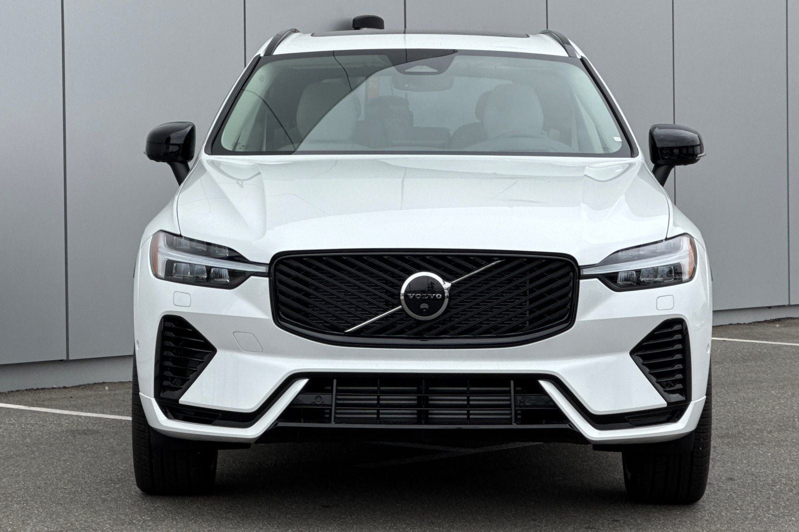 2026 Volvo XC60 Plug-In Hybrid T8 Ultra