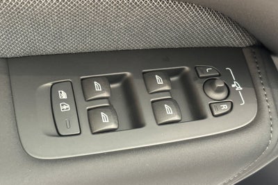 2026 Volvo XC60 Plug-In Hybrid T8 Polestar Engineered