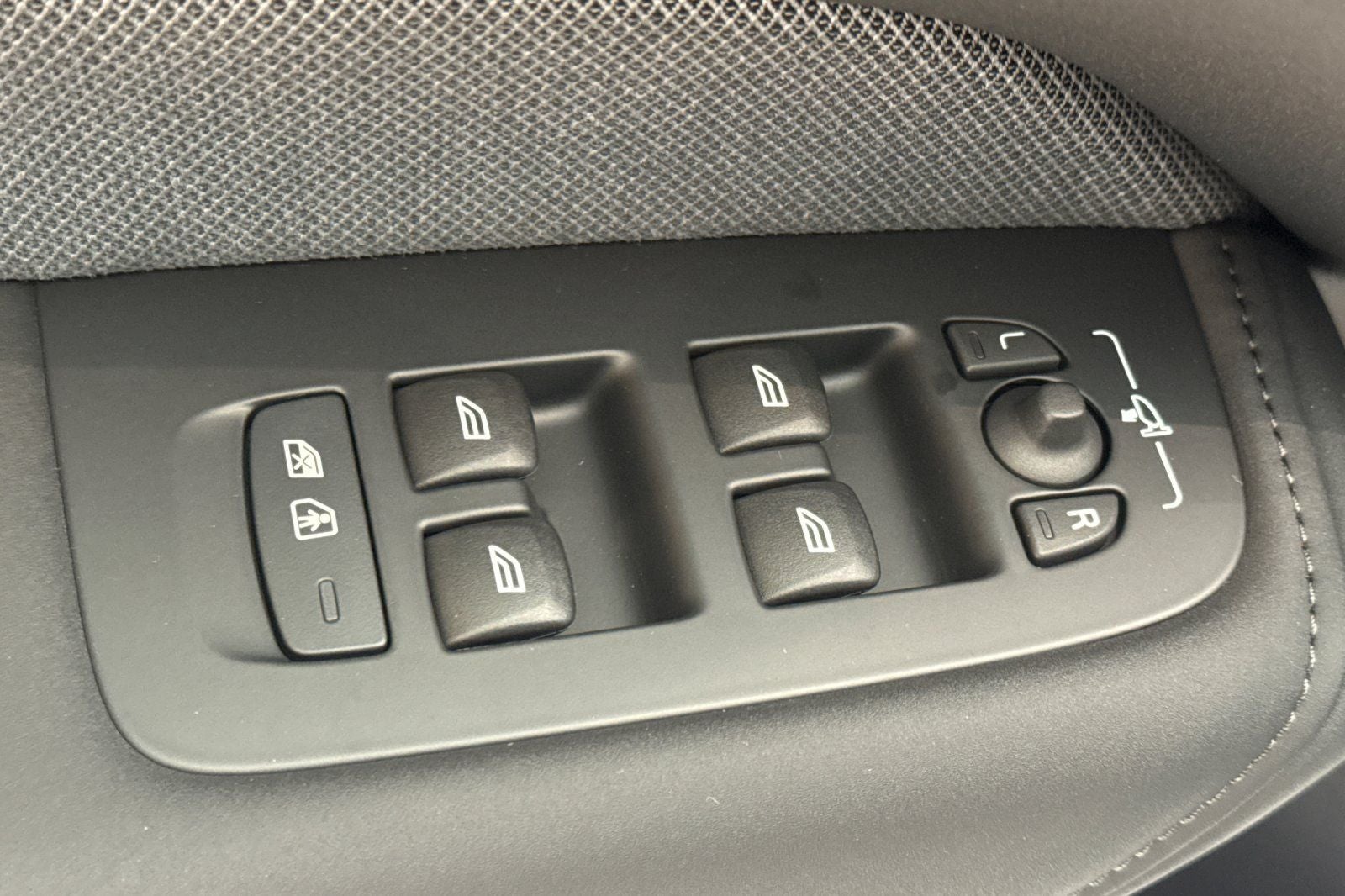 2026 Volvo XC60 Plug-In Hybrid T8 Polestar Engineered