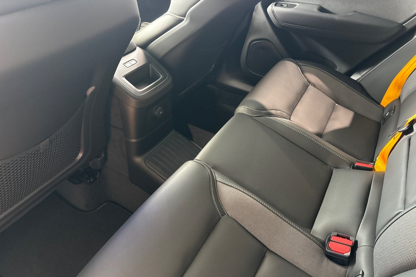 2026 Volvo XC60 Plug-In Hybrid T8 Polestar Engineered