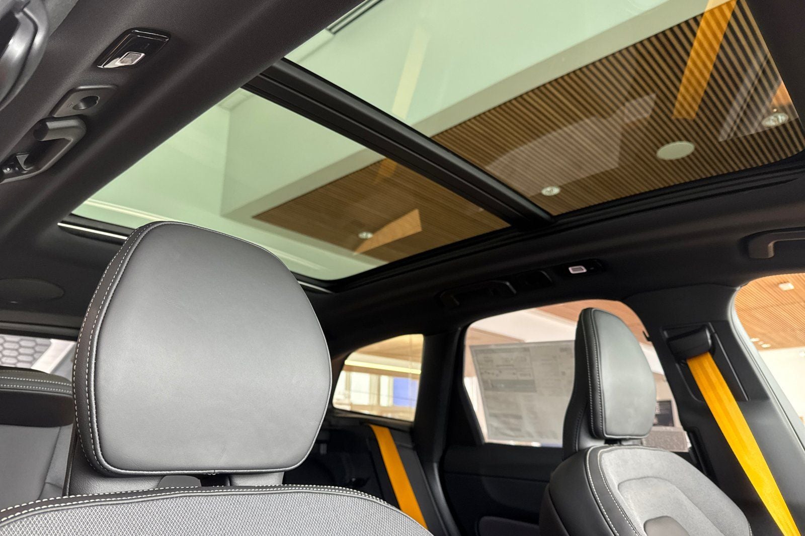 2026 Volvo XC60 Plug-In Hybrid T8 Polestar Engineered