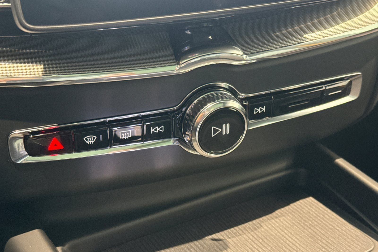 2026 Volvo XC60 Plug-In Hybrid T8 Polestar Engineered