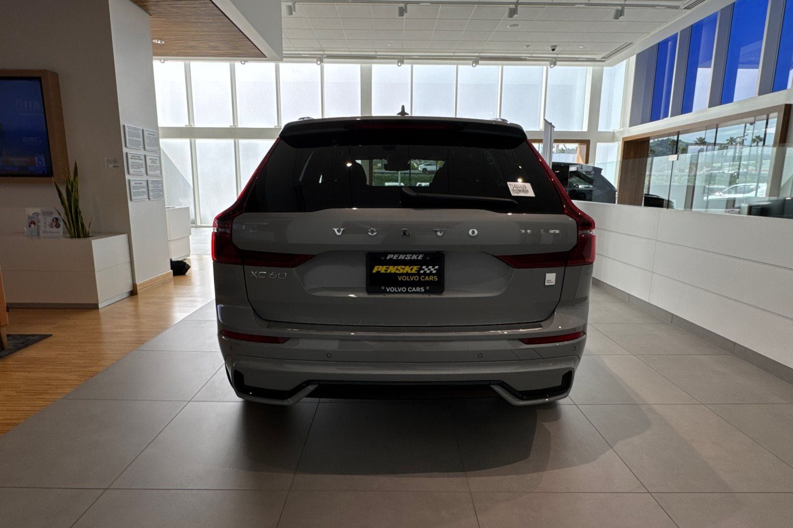 2026 Volvo XC60 Plug-In Hybrid T8 Polestar Engineered