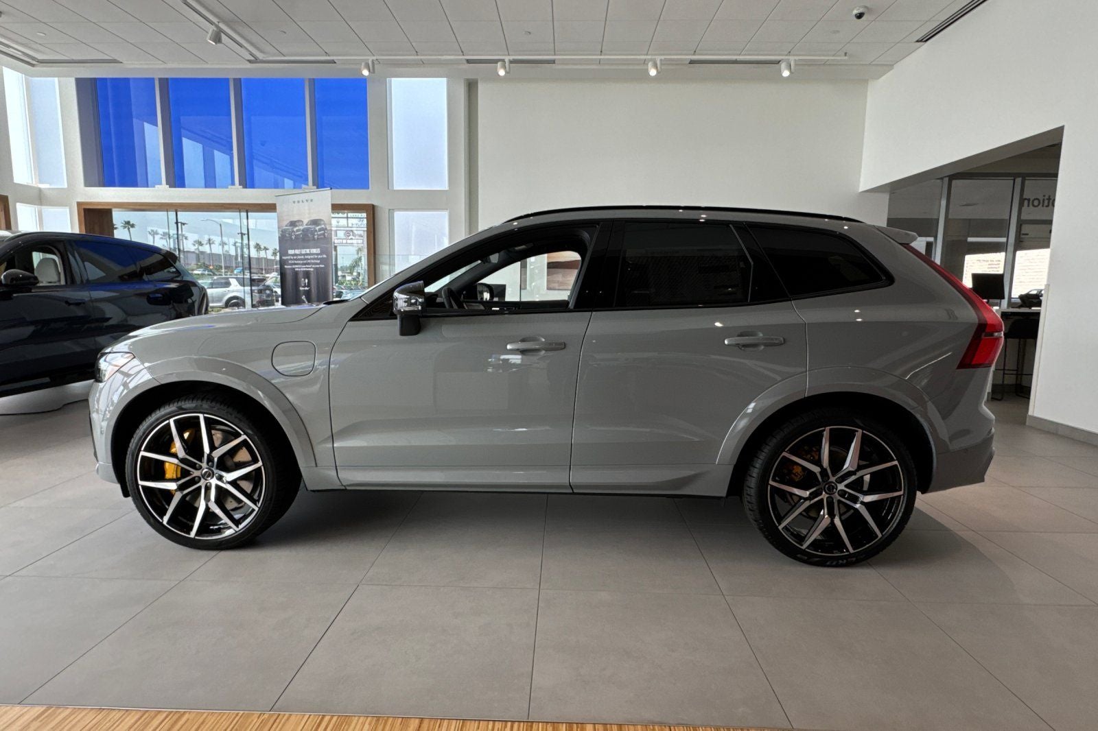 2026 Volvo XC60 Plug-In Hybrid T8 Polestar Engineered