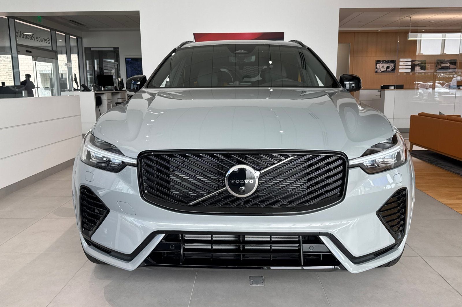 2026 Volvo XC60 Plug-In Hybrid T8 Polestar Engineered