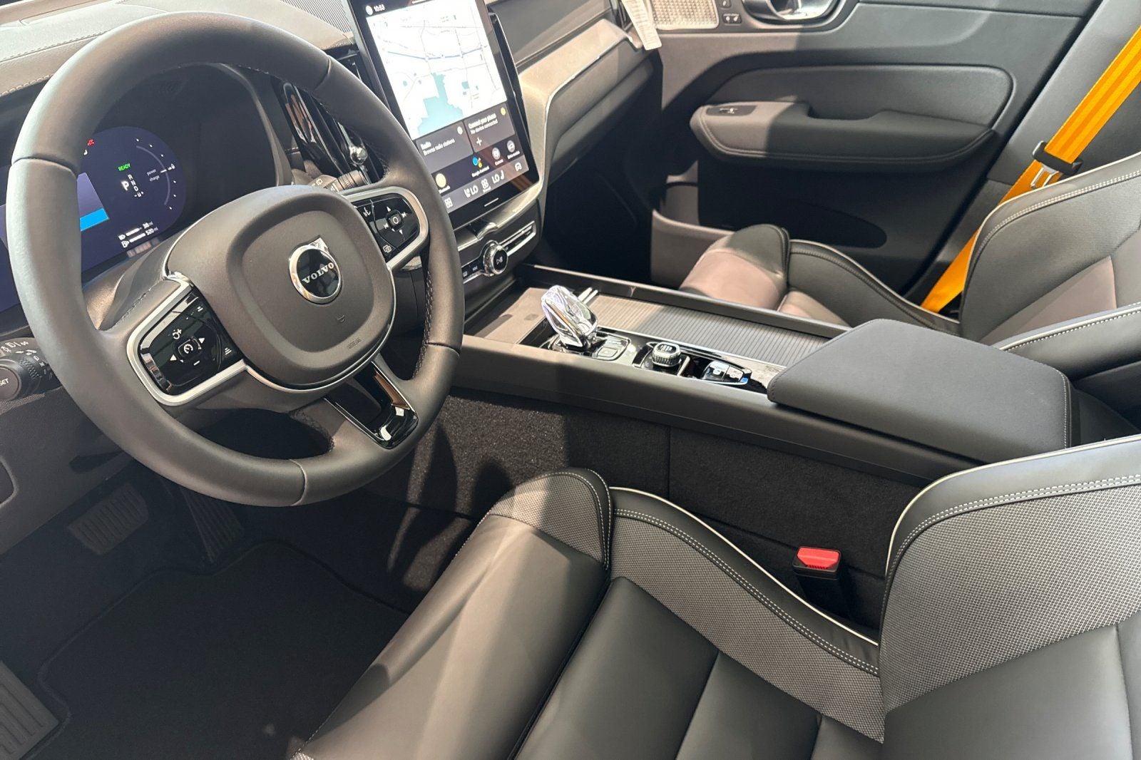 2026 Volvo XC60 Plug-In Hybrid T8 Polestar Engineered