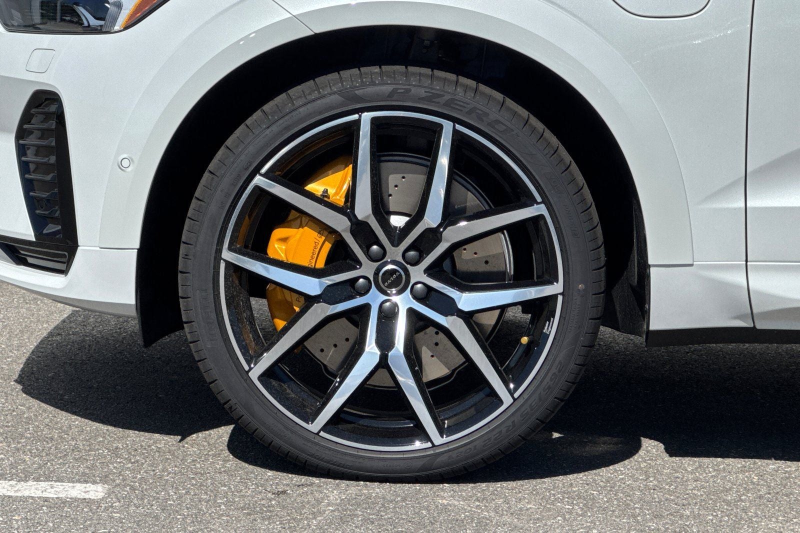2026 Volvo XC60 Plug-In Hybrid T8 Polestar Engineered