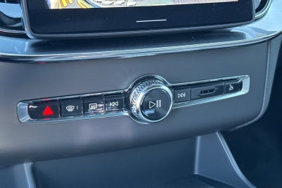 2027 Volvo XC90 Plug-In Hybrid T8 Plus 6 Passenger