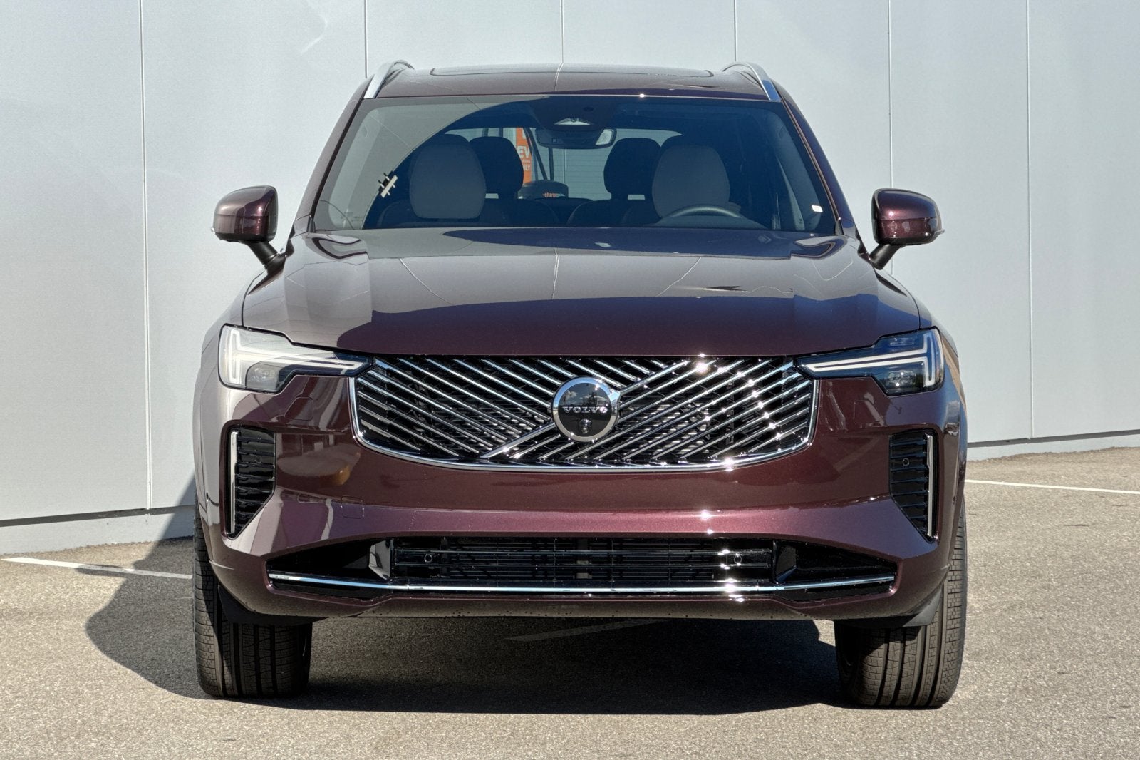 2027 Volvo XC90 Plug-In Hybrid T8 Plus 6 Passenger