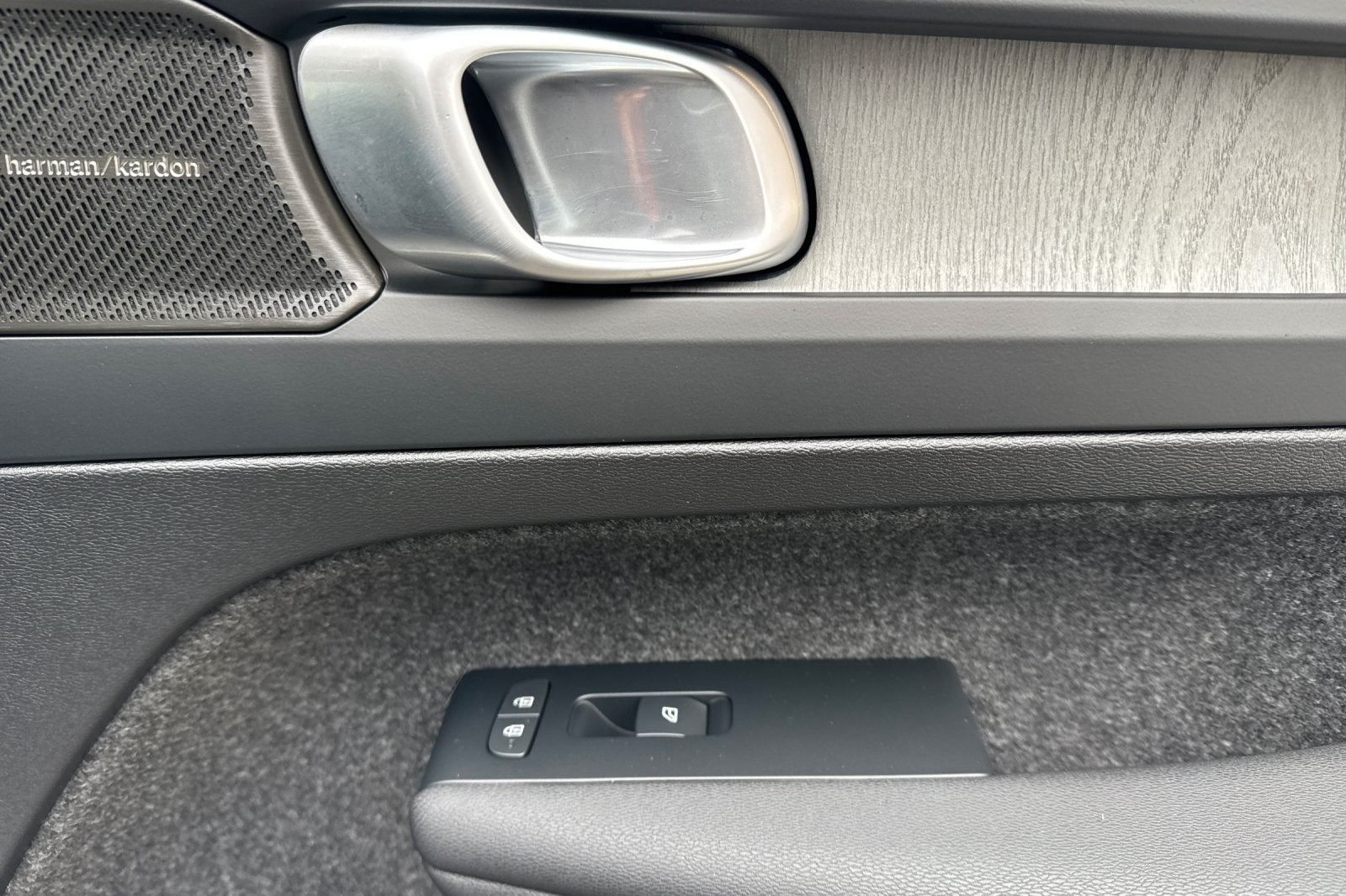 2026 Volvo XC40 B4 Plus